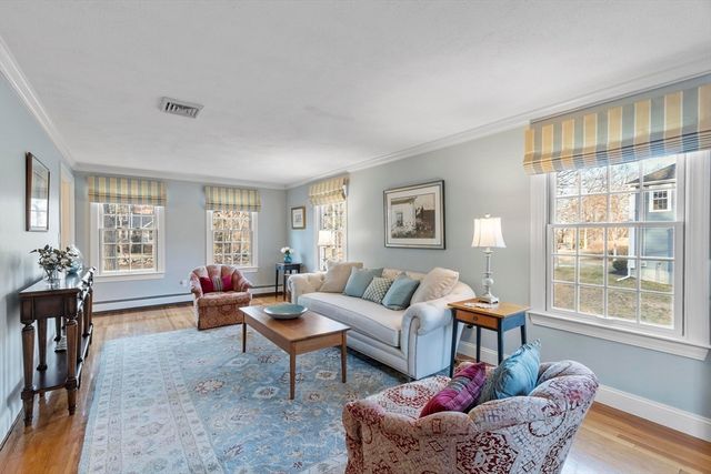 142 Abbott St, North Andover, MA 01845