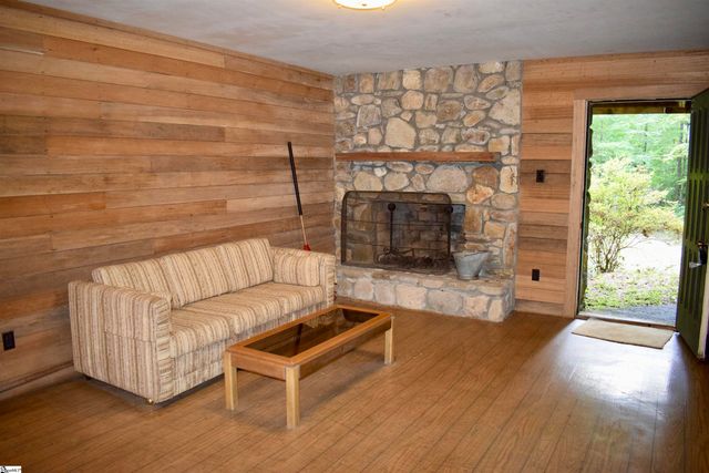 173 Mountain Haven Lane, Zirconia, NC 28790