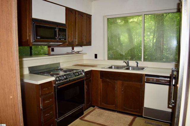 173 Mountain Haven Lane, Zirconia, NC 28790