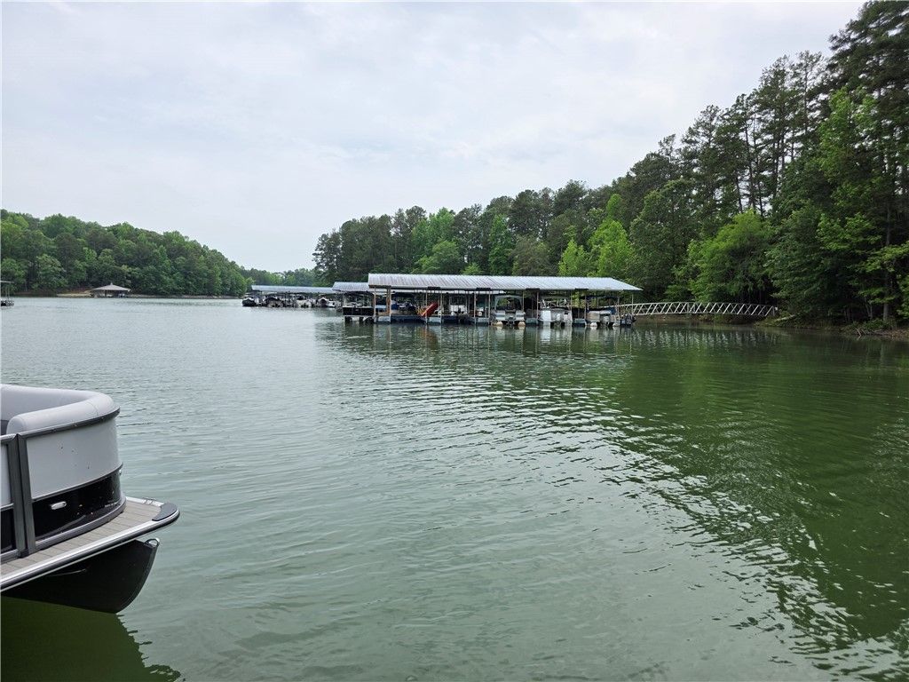 116 Oconee Avenue, Westminster, SC 29693