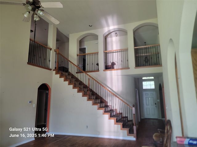 417 Silver Creek Drive, Desoto, TX 75115
