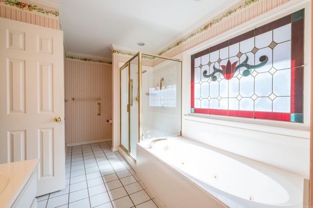 608 Cambridge Place Drive, Little Rock, AR 72227