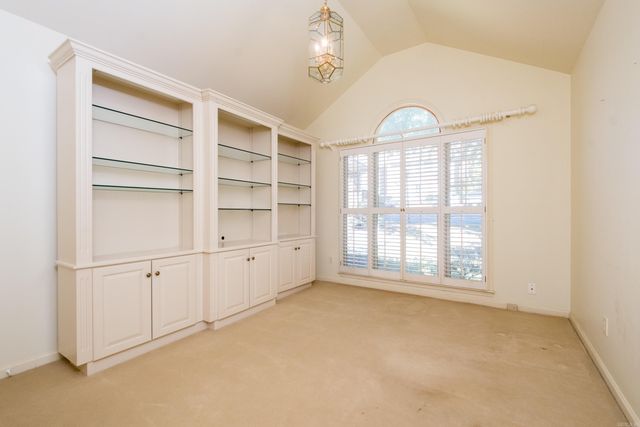 608 Cambridge Place Drive, Little Rock, AR 72227