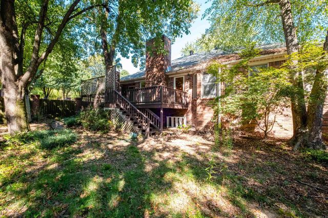 608 Cambridge Place Drive, Little Rock, AR 72227