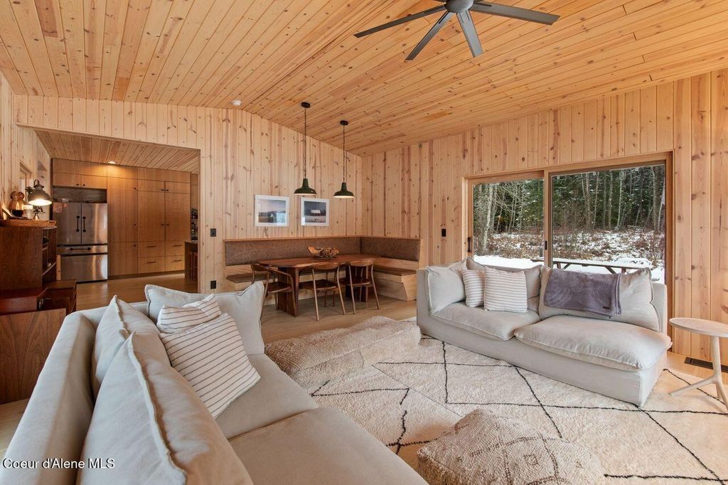 202 Siskin Ln, Sandpoint, ID 83864 photo 9