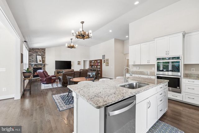 4853 POINT RD, Warrenton, VA 20187