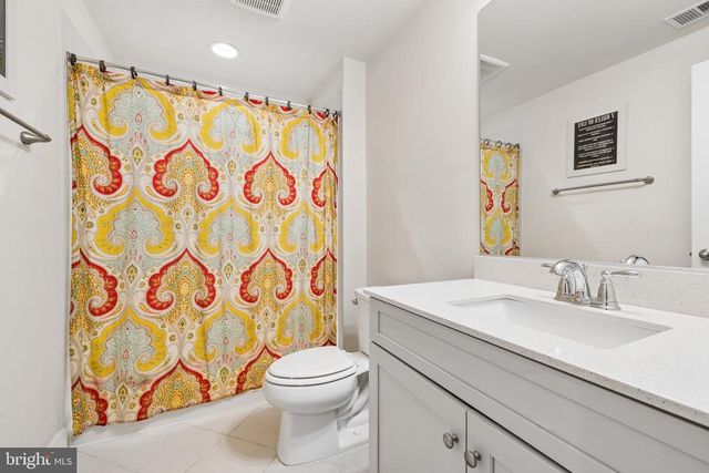 4853 POINT RD, Warrenton, VA 20187