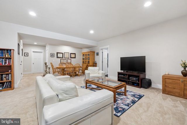 4853 POINT RD, Warrenton, VA 20187