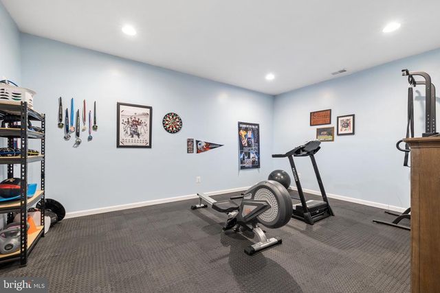 4853 POINT RD, Warrenton, VA 20187