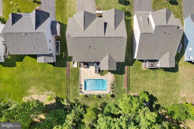 4853 POINT RD, Warrenton, VA 20187
