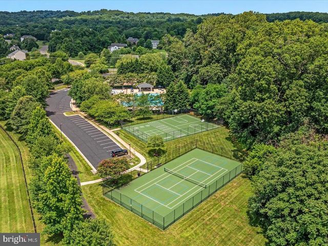 4853 POINT RD, Warrenton, VA 20187