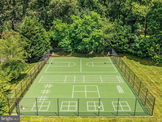 4853 POINT RD, Warrenton, VA 20187