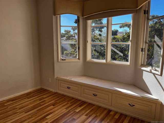 9797 Keeneland, La Jolla, CA 92037