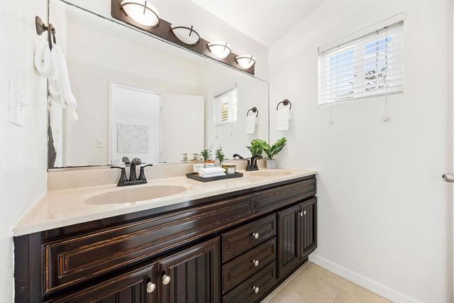 3550 Carter Drive 32, South San Francisco, CA 94080