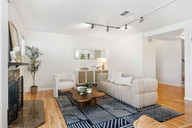 3550 Carter Drive 32, South San Francisco, CA 94080