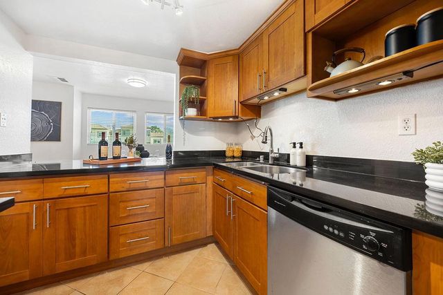 3550 Carter Drive 32, South San Francisco, CA 94080