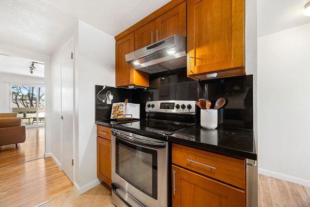 3550 Carter Drive 32, South San Francisco, CA 94080