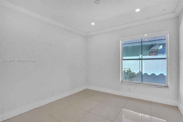 2266 NW 208th Ter, Pembroke Pines, FL 33029