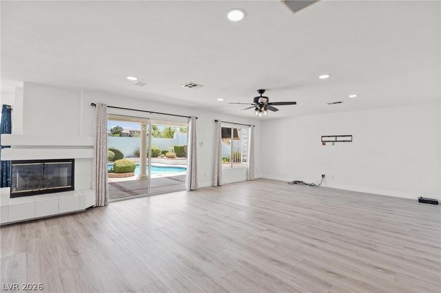 276 Helmsdale Drive, Henderson, NV 89014