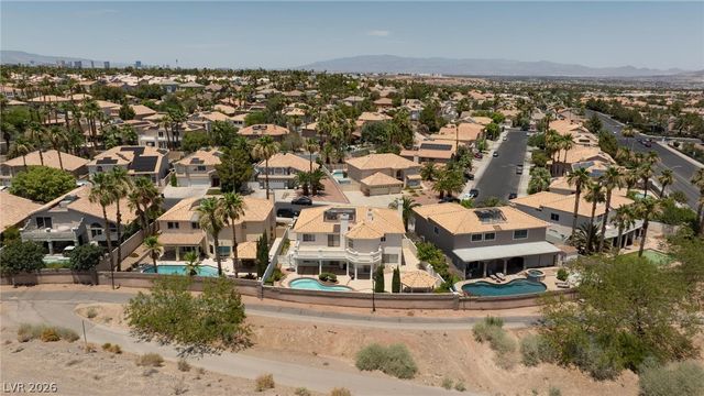 276 Helmsdale Drive, Henderson, NV 89014