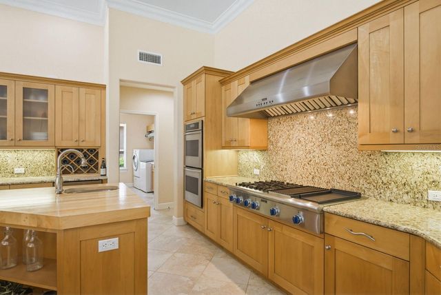 976 CYPRESS COVE WAY, Tarpon Springs, FL 34688