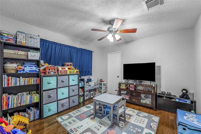 4512 Highland Drive, Lake Charles, LA 70605