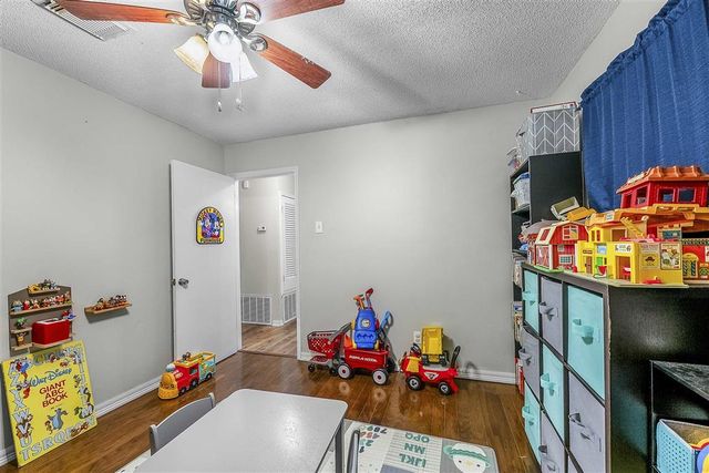 4512 Highland Drive, Lake Charles, LA 70605