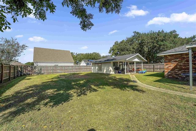 4512 Highland Drive, Lake Charles, LA 70605