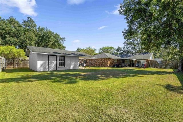 4512 Highland Drive, Lake Charles, LA 70605