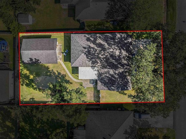 4512 Highland Drive, Lake Charles, LA 70605