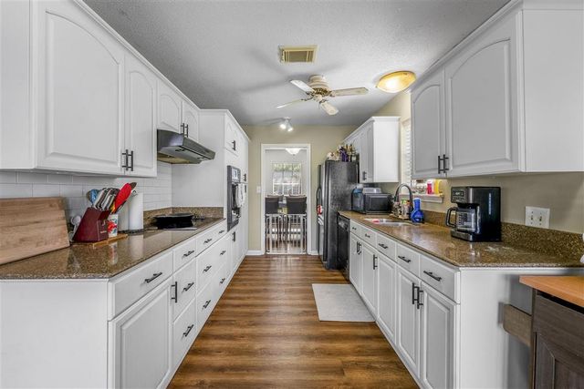4512 Highland Drive, Lake Charles, LA 70605