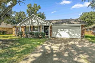 4512 Highland Drive, Lake Charles, LA 70605
