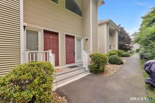 80 Country Lane 16, Vernon, CT 06066