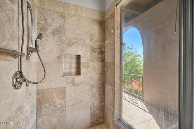 6900 N HIGHLANDS Drive, Paradise Valley, AZ 85253