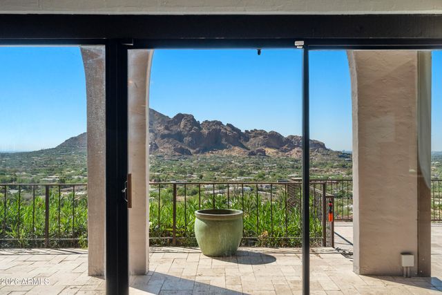 6900 N HIGHLANDS Drive, Paradise Valley, AZ 85253