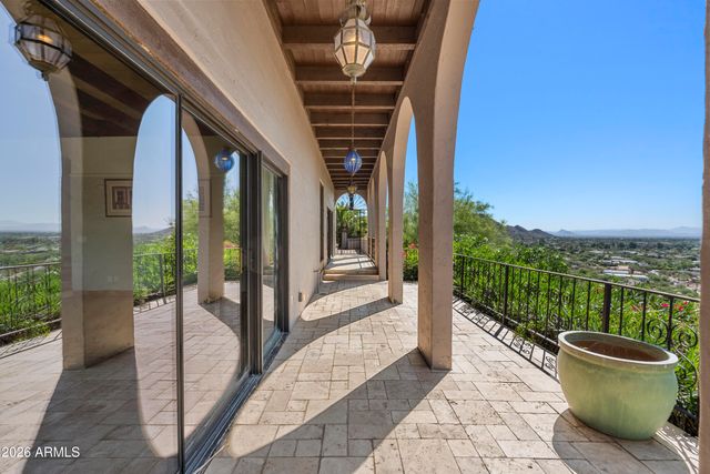 6900 N HIGHLANDS Drive, Paradise Valley, AZ 85253