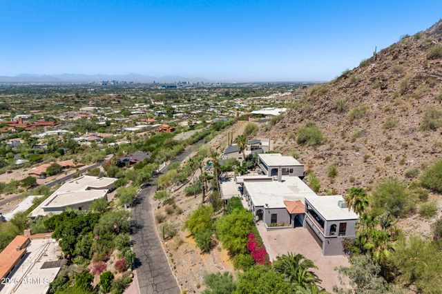 6900 N HIGHLANDS Drive, Paradise Valley, AZ 85253
