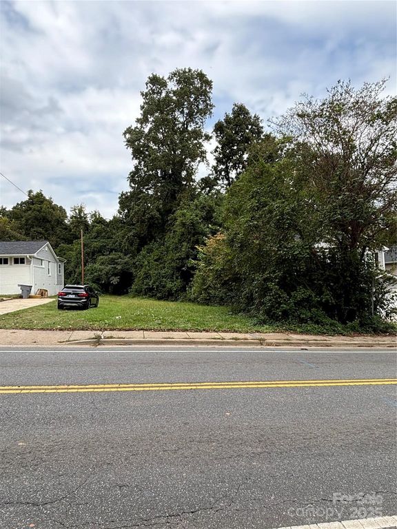 1608 Lasalle Street, Charlotte, NC 28216