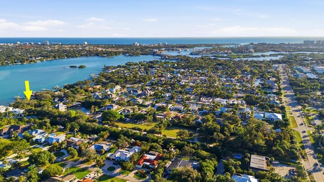 953 Thayer Lane, Jupiter, FL 33458