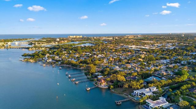 953 Thayer Lane, Jupiter, FL 33458