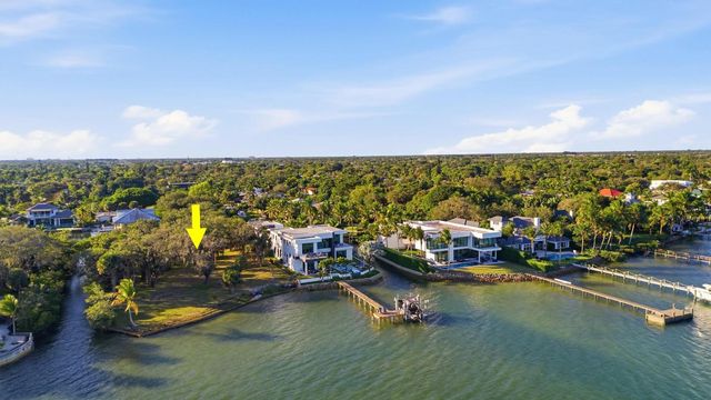 953 Thayer Lane, Jupiter, FL 33458