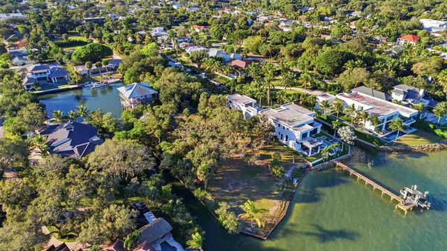 953 Thayer Lane, Jupiter, FL 33458