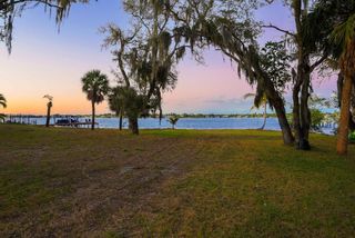 953 Thayer Lane, Jupiter, FL 33458