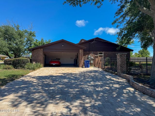 2816 Mary Baldwin Circle, Panama City, FL 32405