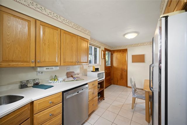 468 Lois Drive, Baldwin Boro, PA 15236