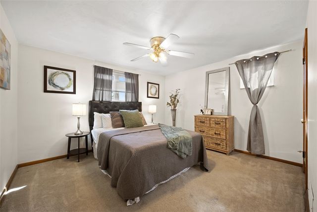 468 Lois Drive, Baldwin Boro, PA 15236