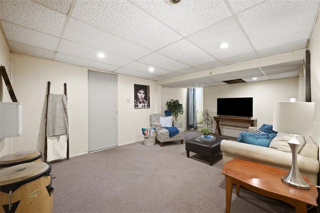 468 Lois Drive, Baldwin Boro, PA 15236