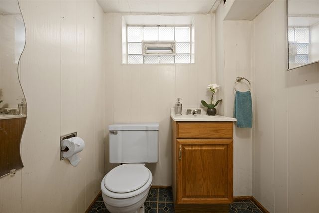 468 Lois Drive, Baldwin Boro, PA 15236