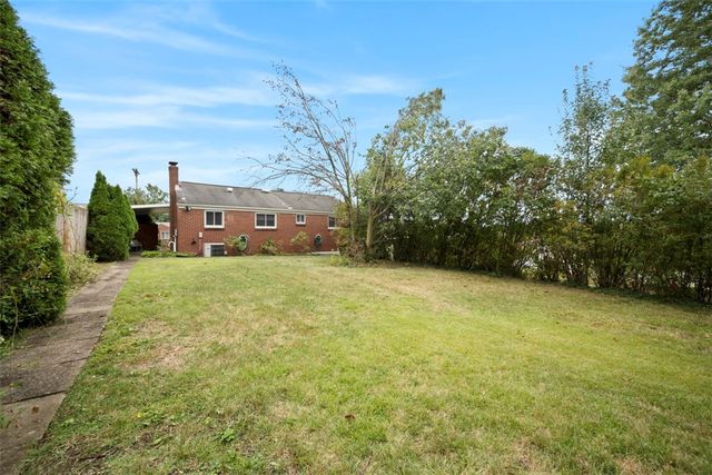 468 Lois Drive, Baldwin Boro, PA 15236