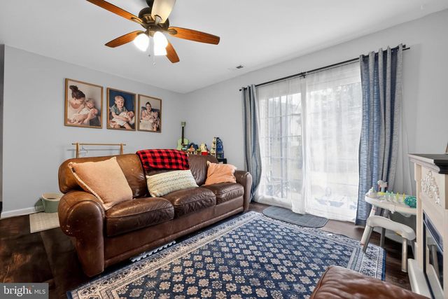 269-A EVERLY CT, Mount Laurel, NJ 08054